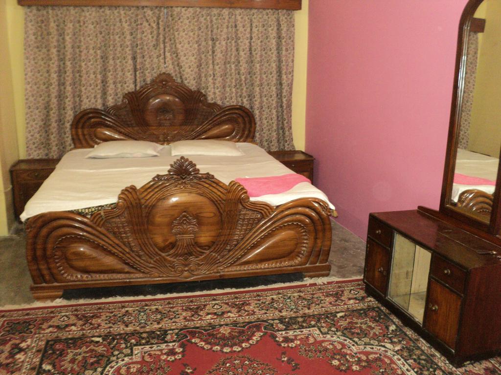 Royal Guest House Calcutta Extérieur photo