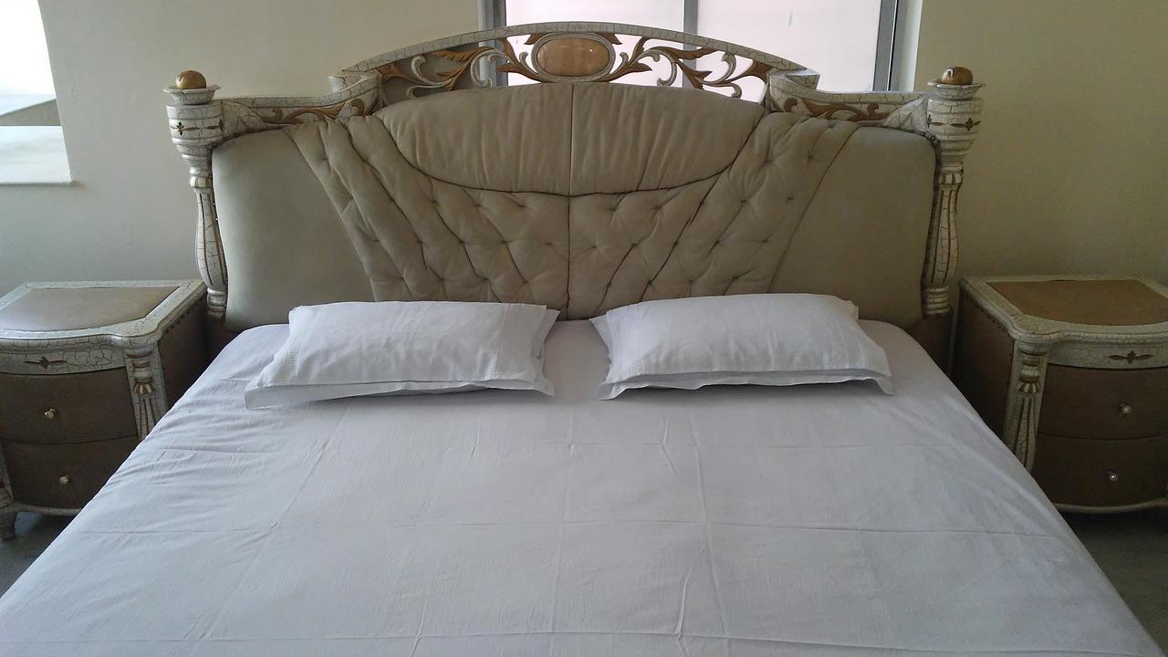 Royal Guest House Calcutta Extérieur photo
