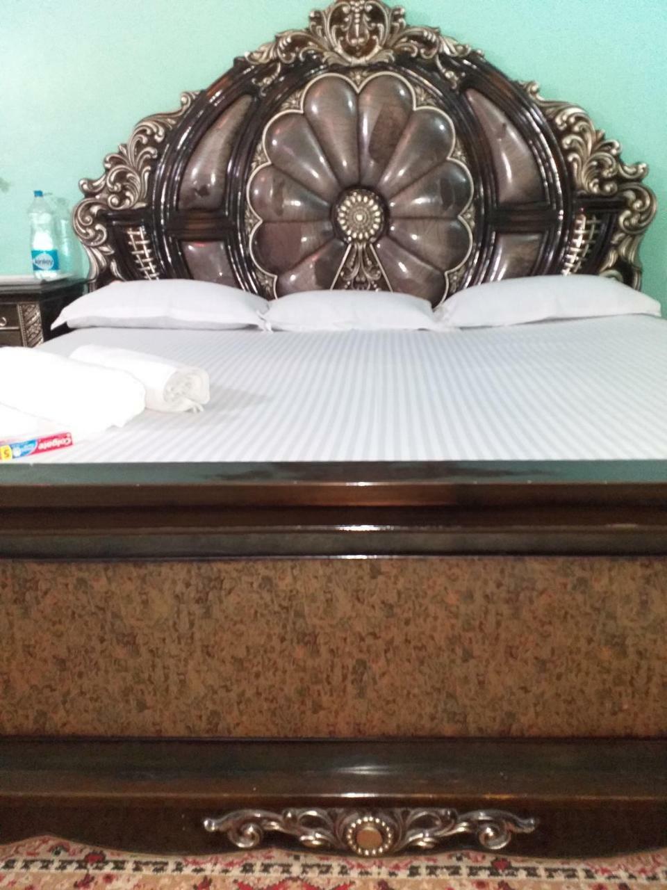 Royal Guest House Calcutta Extérieur photo