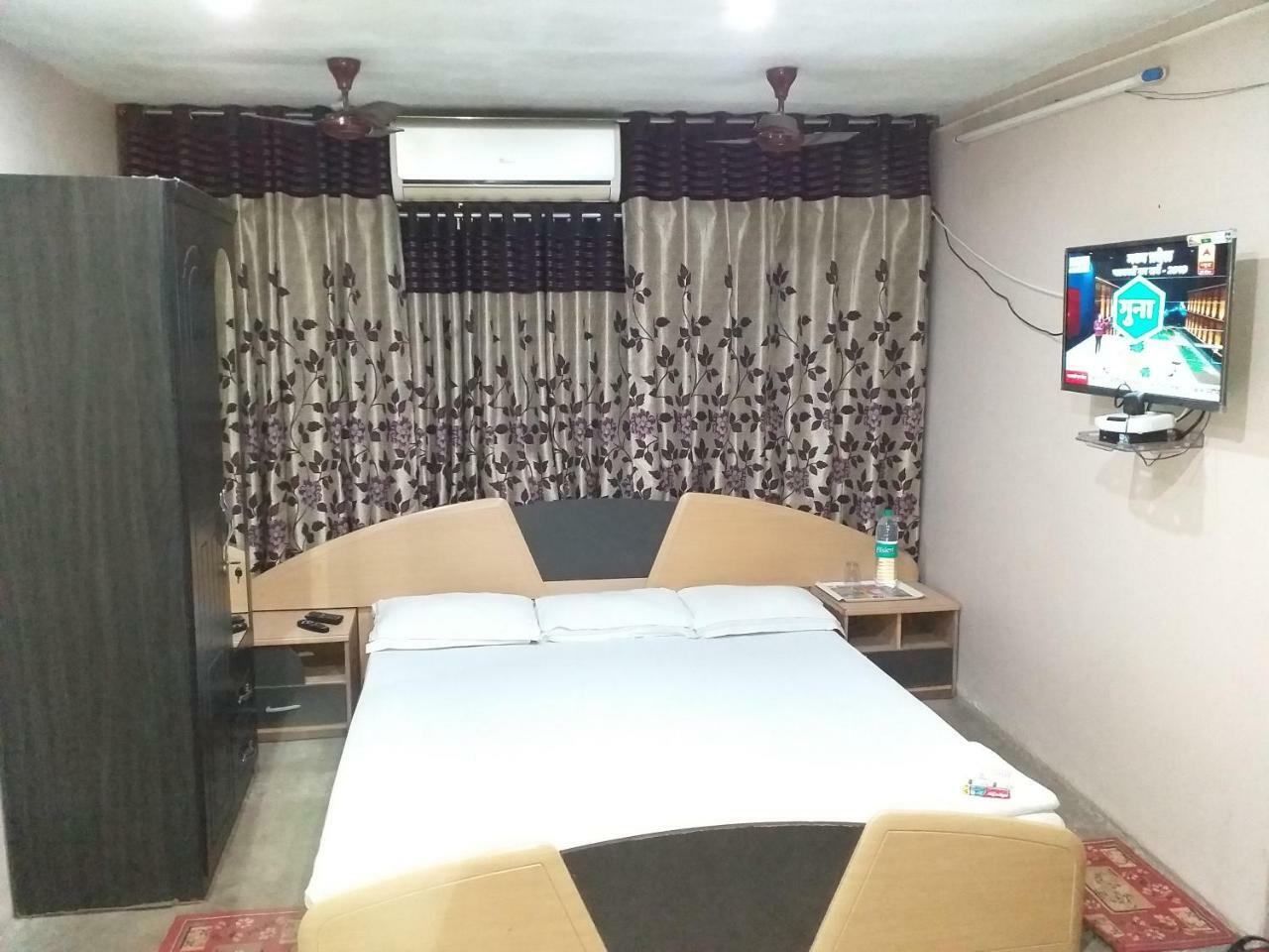 Royal Guest House Calcutta Extérieur photo
